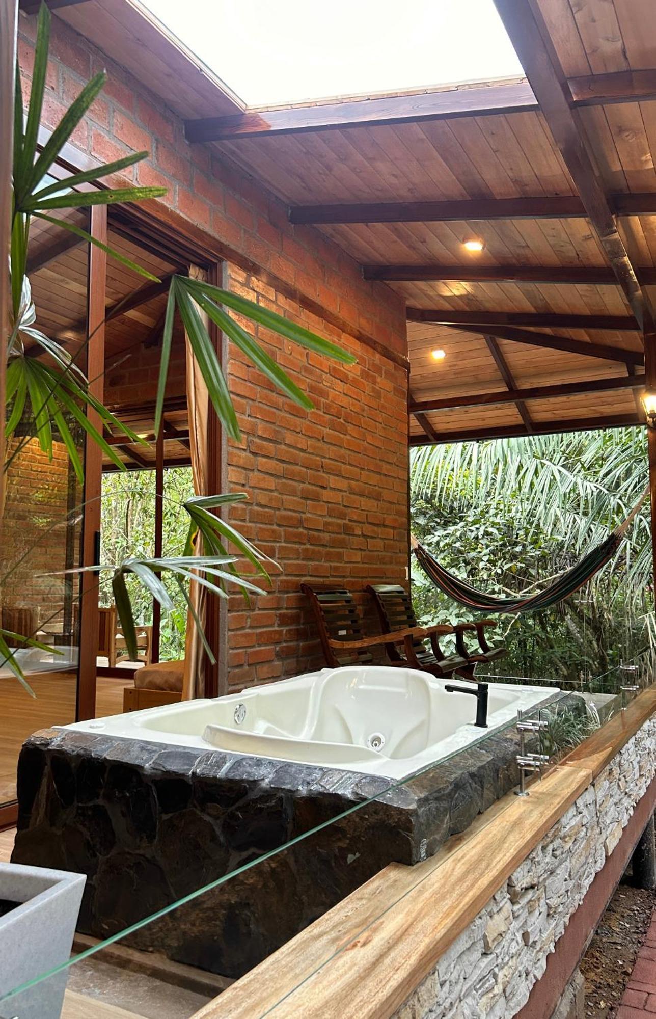 Piripe Wellness Lodge Pacto Exterior foto
